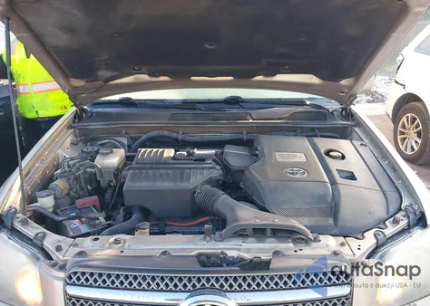 2006 Toyota Highlander Hybrid V6 from USA, damaged, VIN JTEDW21A060005884